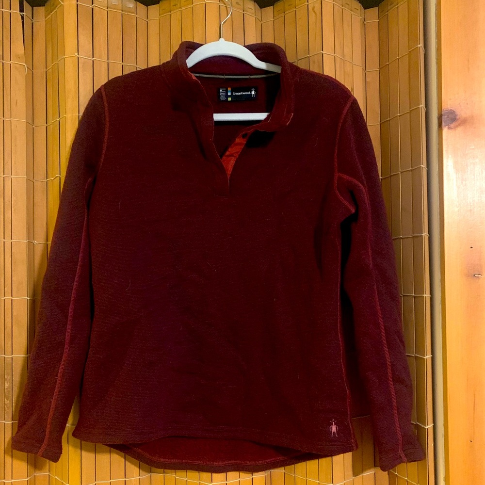 Smart wool pull over with snaps